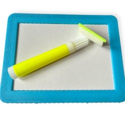 Mała tablica suchościeralna dla dzieci + marker i gąbka – do rysowania, nauki, zabawy