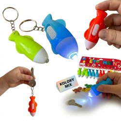 Brelok LED Samolot – Latarka do Kluczy, Różne Kolory, Prezent, Zabawka, Świecący Breloczek